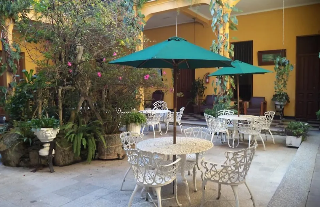 Hotel Spring-1