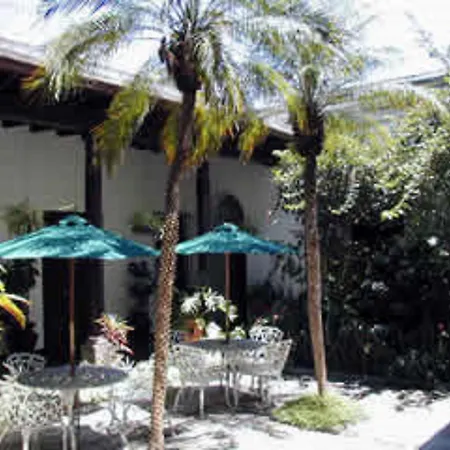 Hotel Spring-2